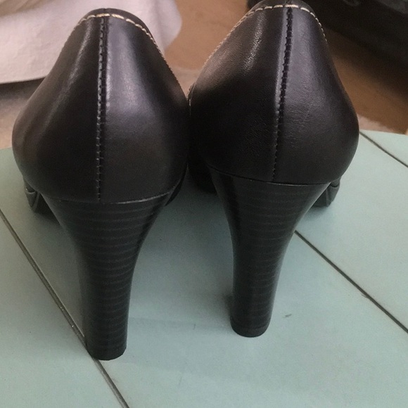 Axcess Black Leather Platform Penny Loafers 8.5M - Picture 6 of 8